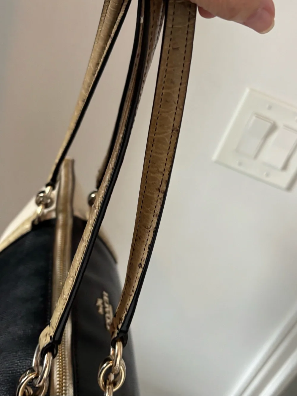 Coach Black and White Leather Shoulder Bag with Gold Hardware